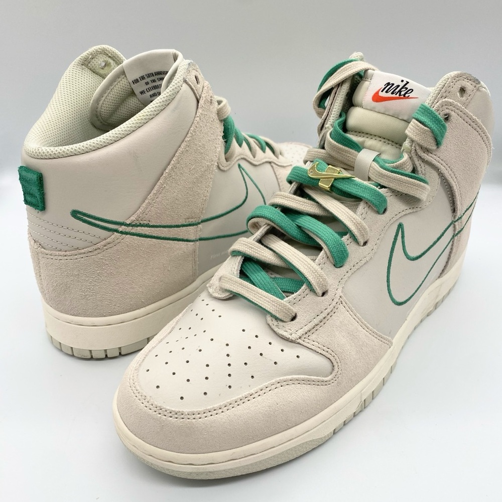 Nike Dunk High SE Basketball Sneaker